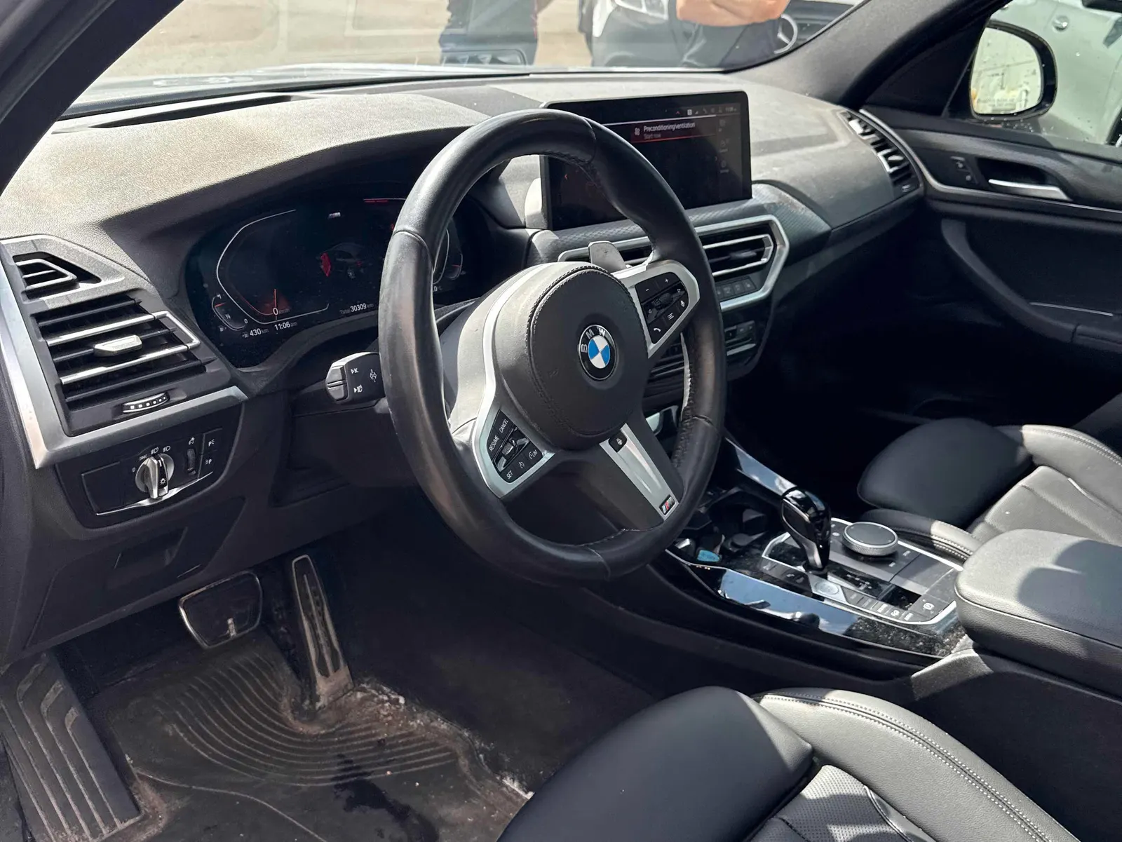 Interior driver side