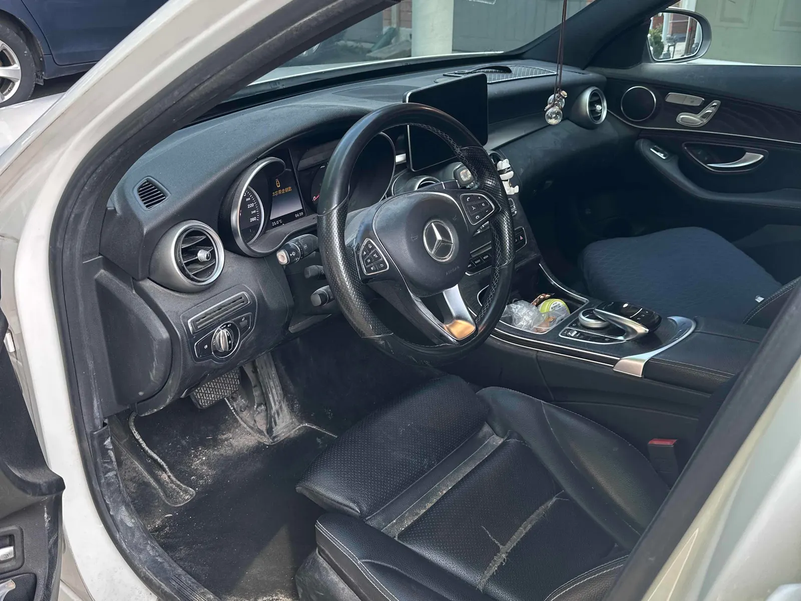 Interior driver side