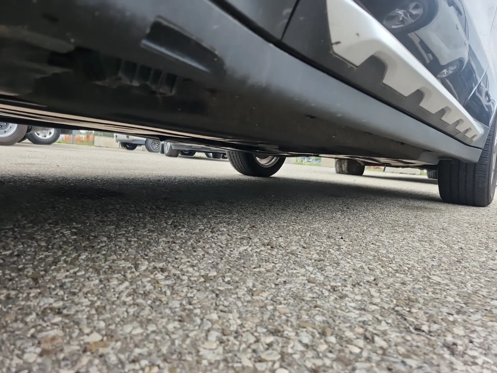 Undercarriage - Driver Photo