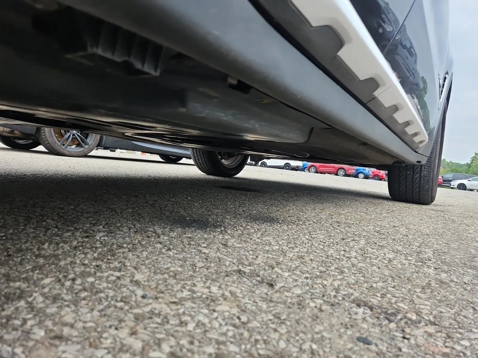 Undercarriage - Passenger Photo
