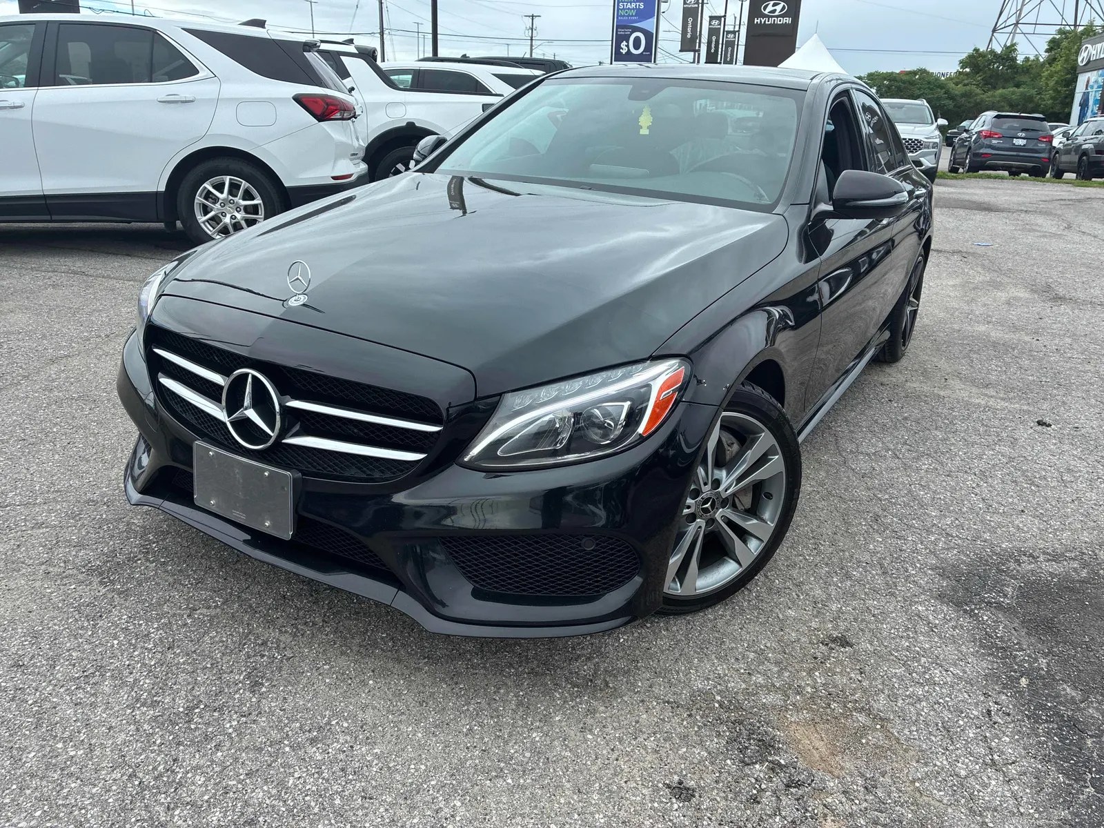 3/4 Front (Main image)