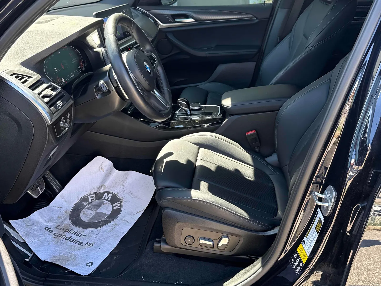 Interior driver side