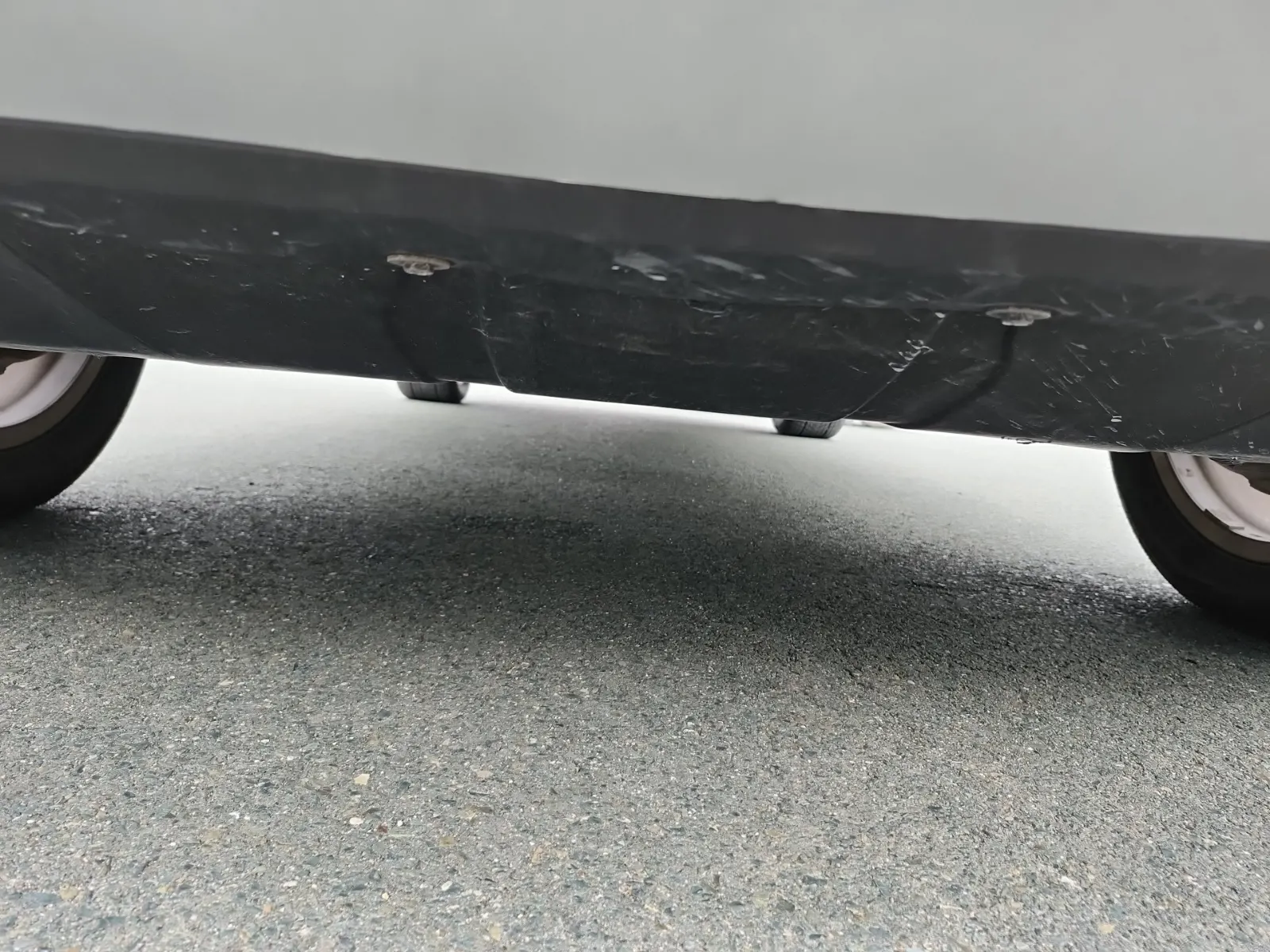 Undercarriage - Front Photo