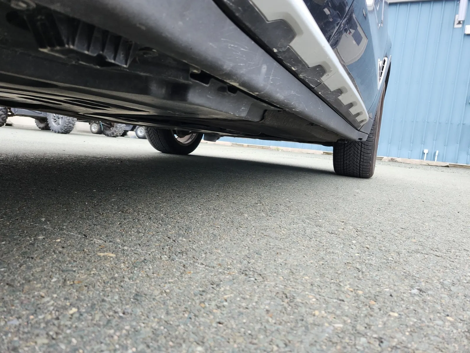 Undercarriage - Passenger Photo