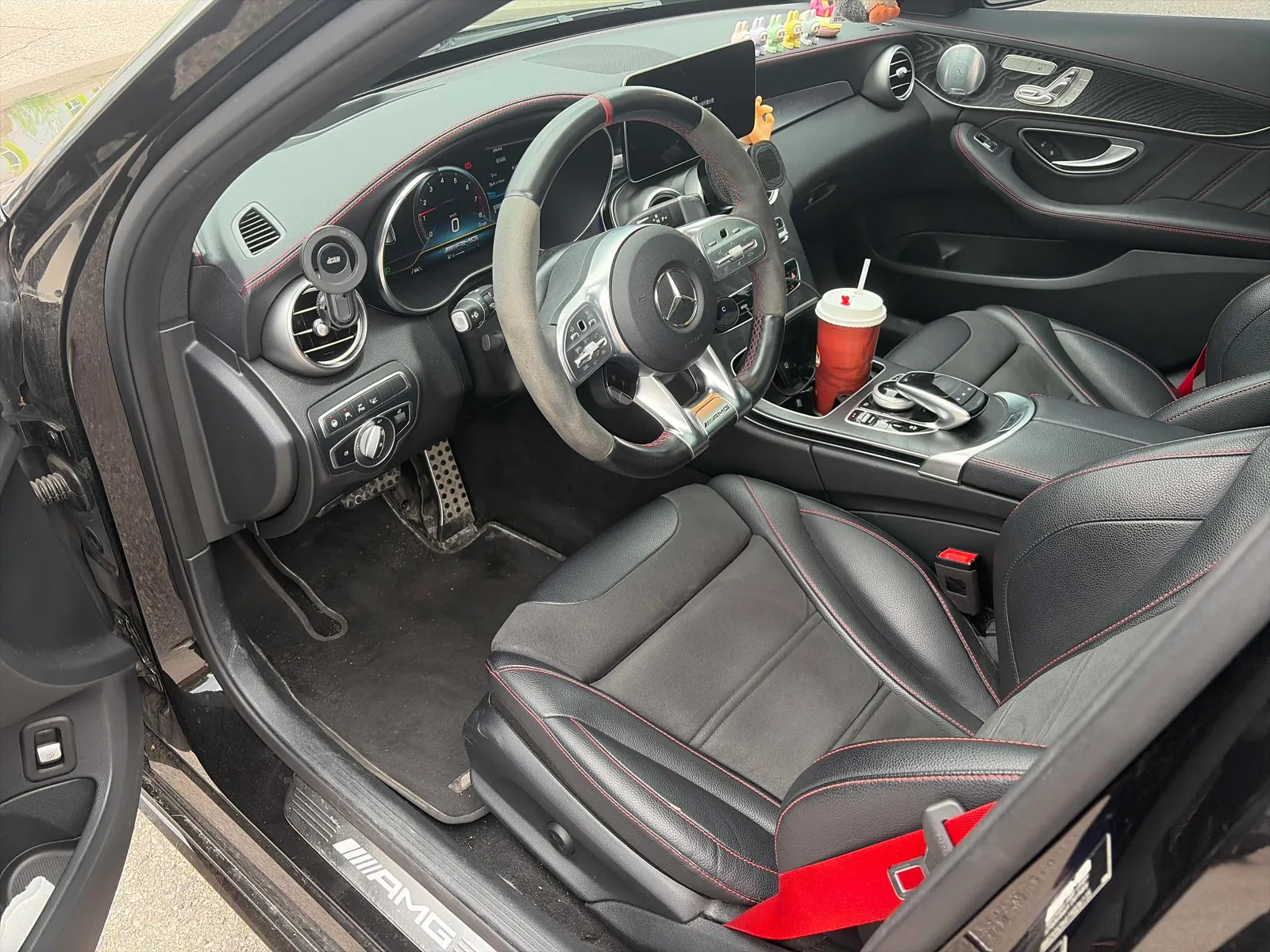 Interior driver side