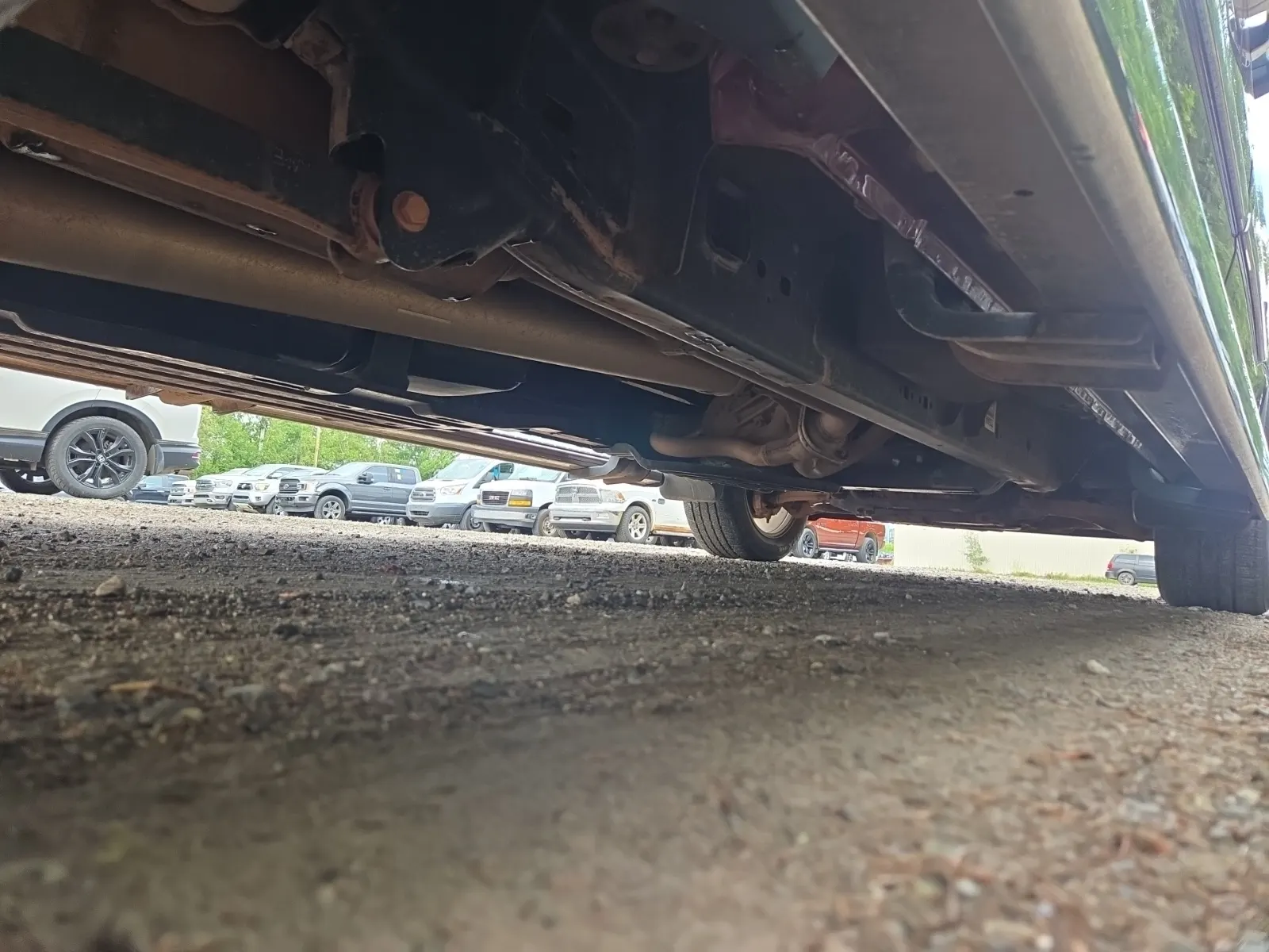 Undercarriage - Passenger Photo