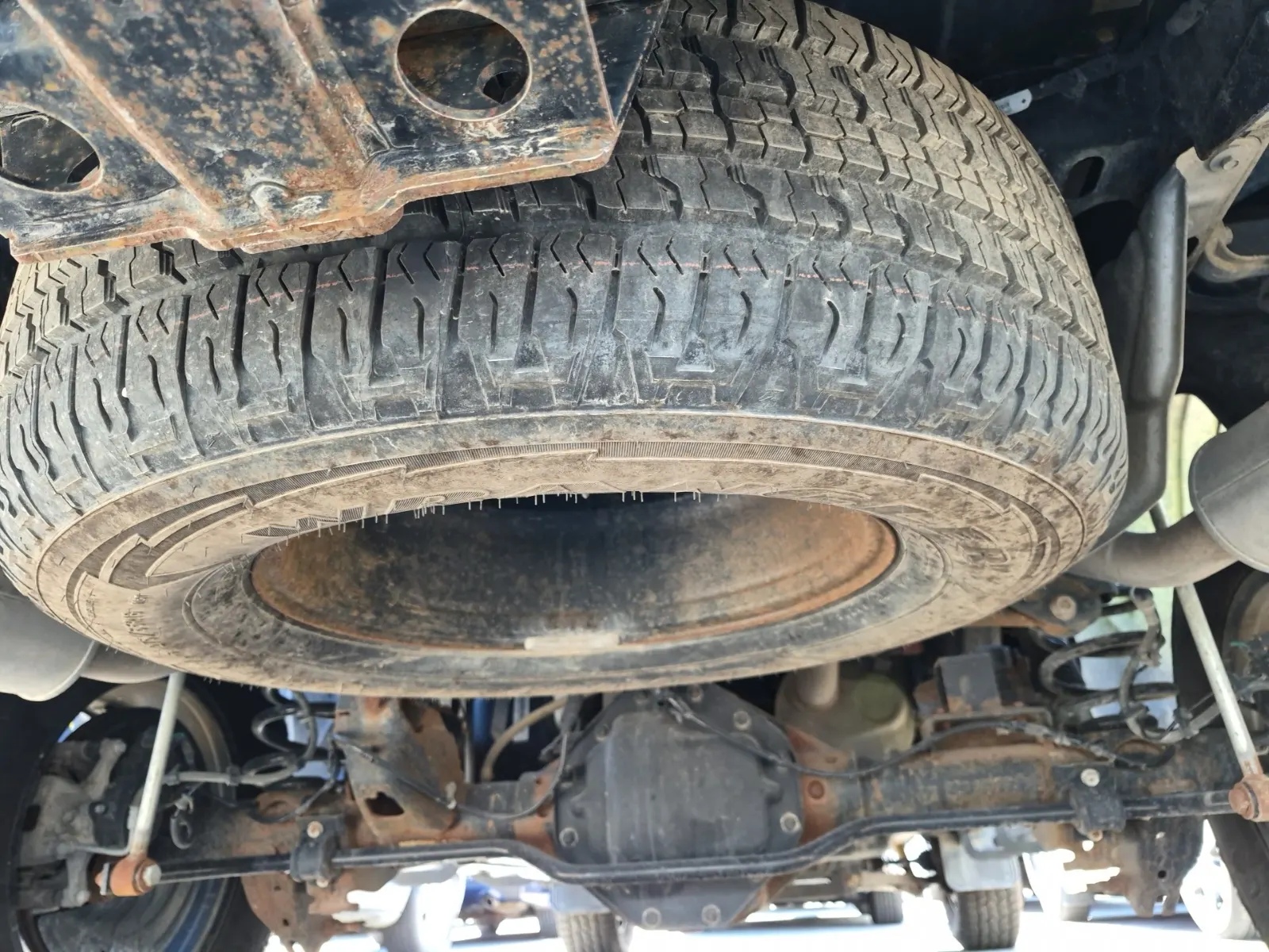 Spare Tire & Wheel Photo