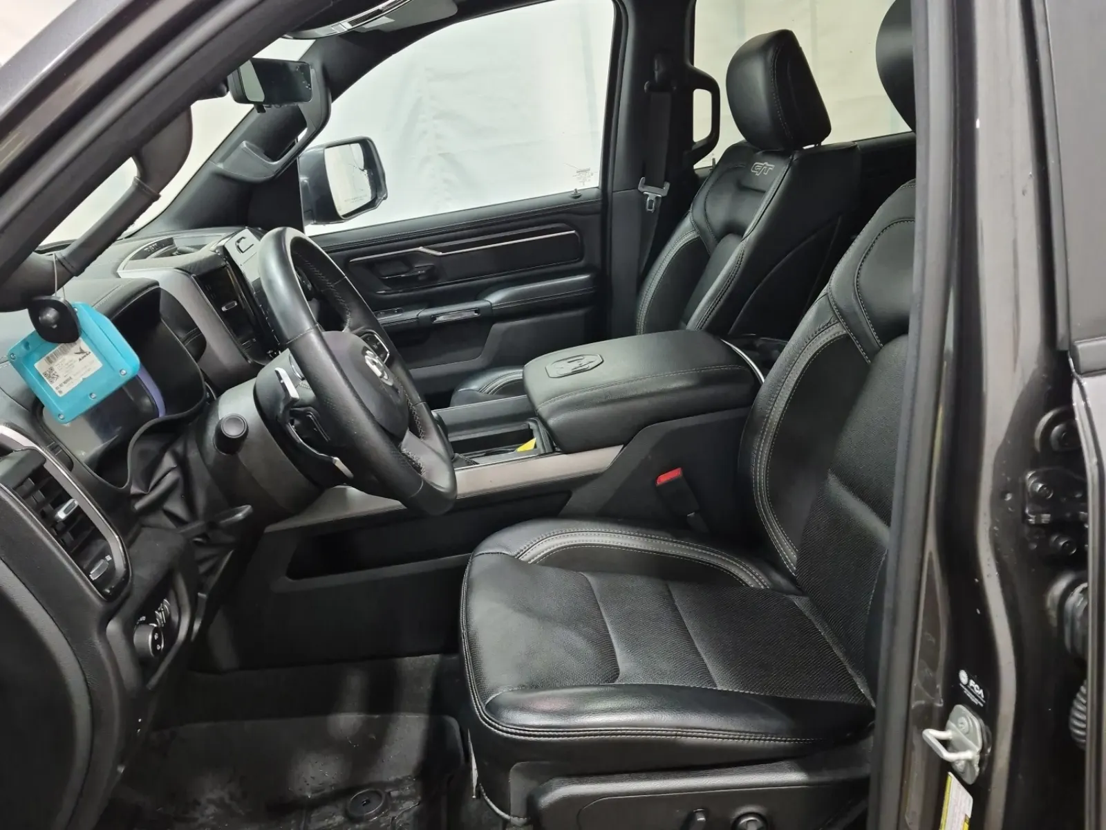 Front Interior Photo