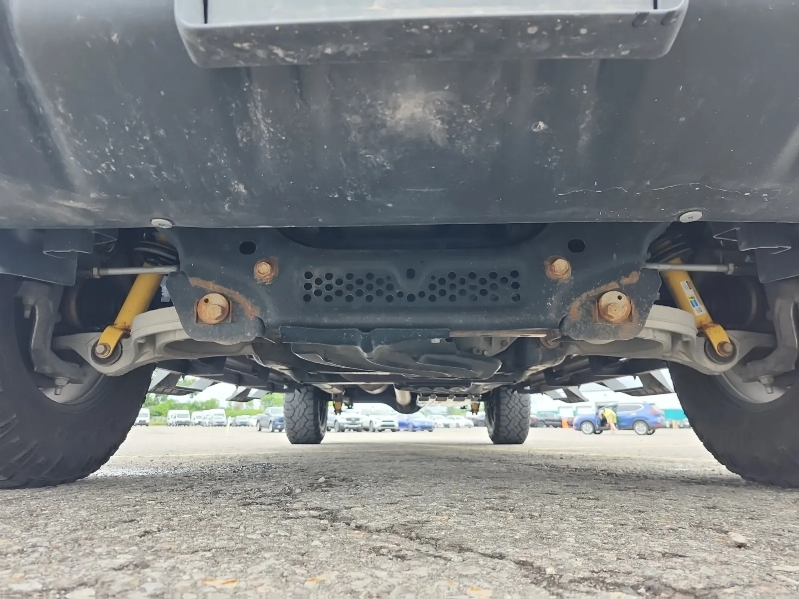 Undercarriage - Front Photo