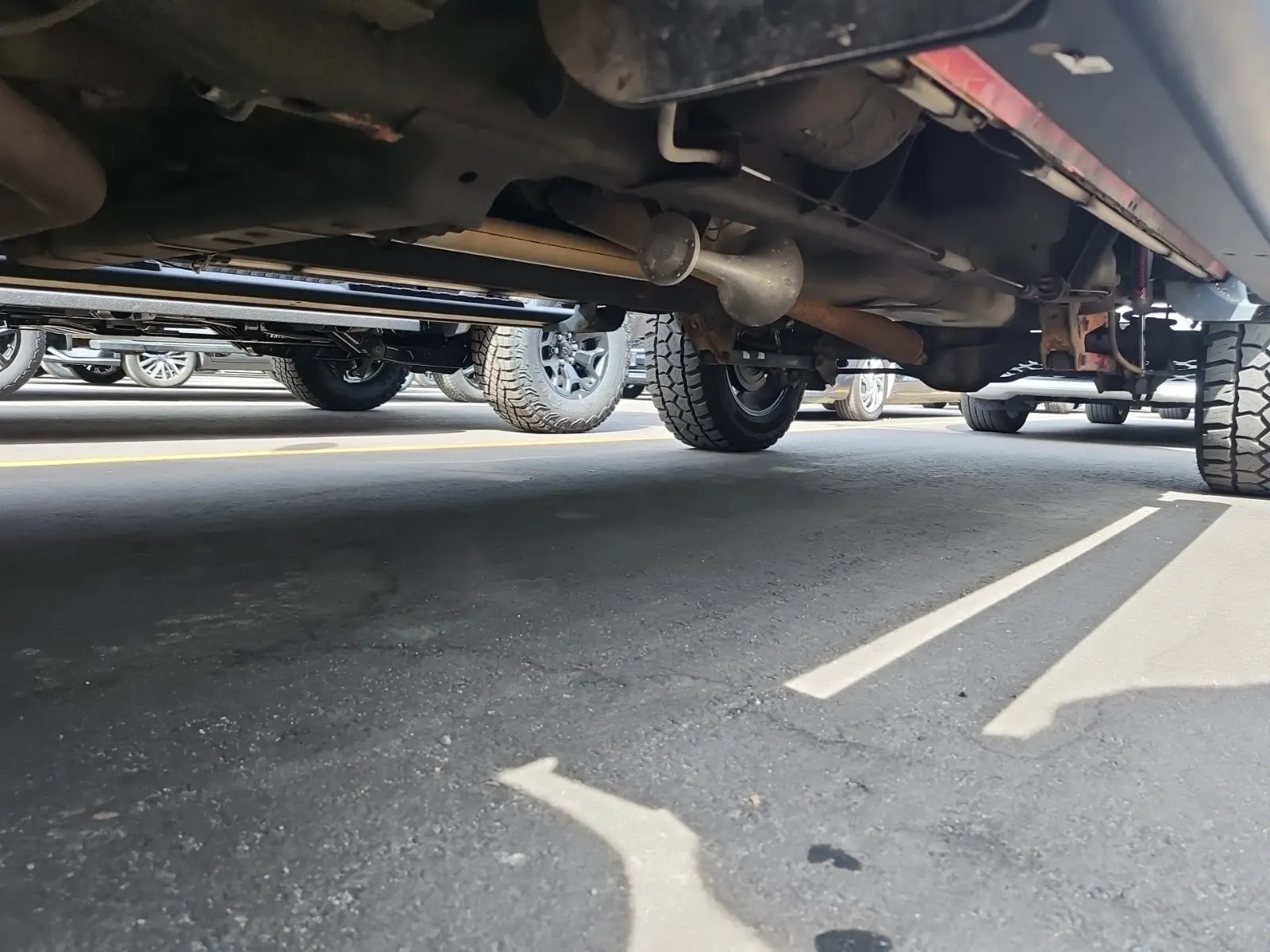 Undercarriage - Driver Photo