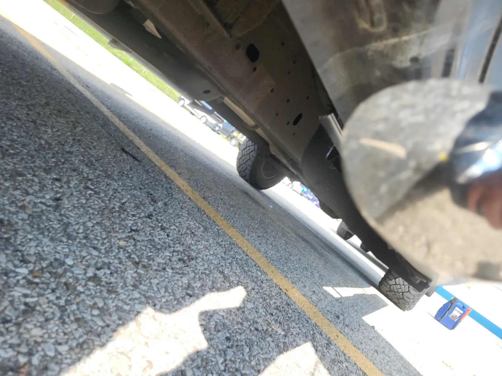 Undercarriage - Driver Photo
