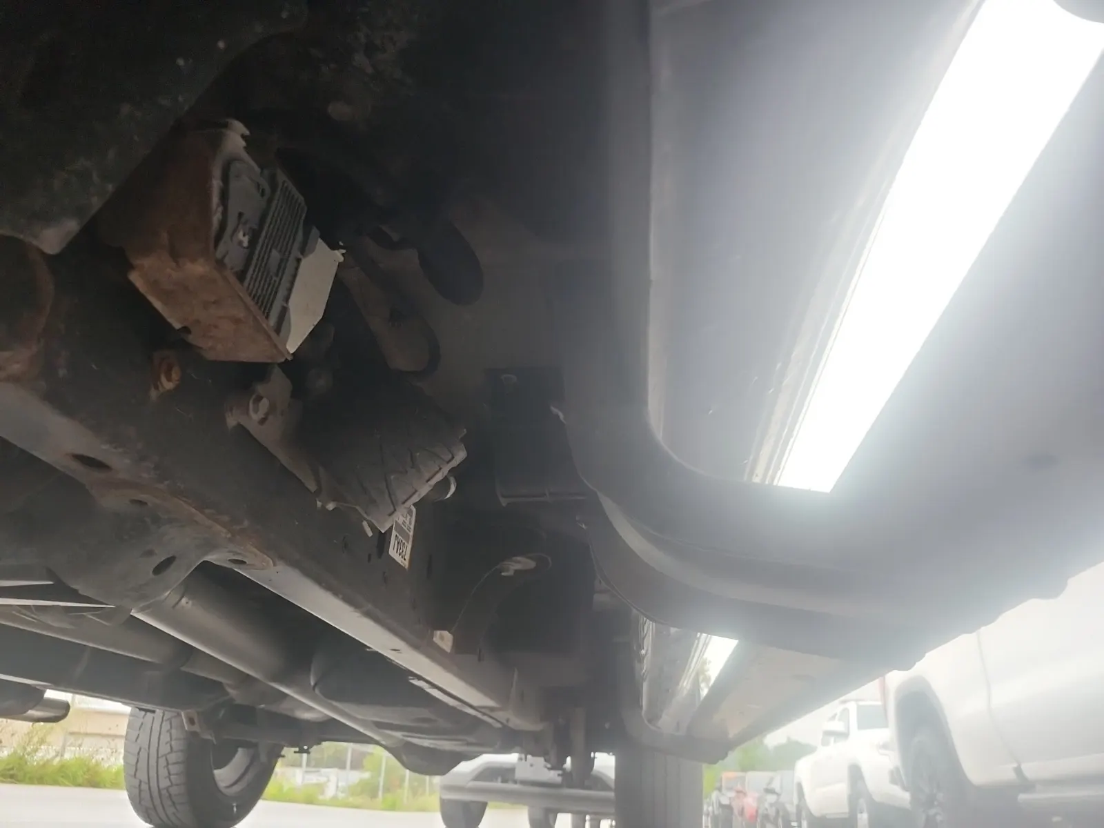 Undercarriage - Driver Photo