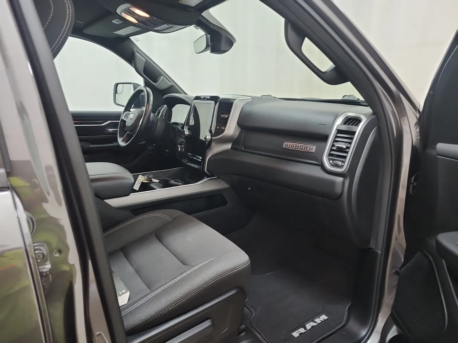 Right Side Interior Photo