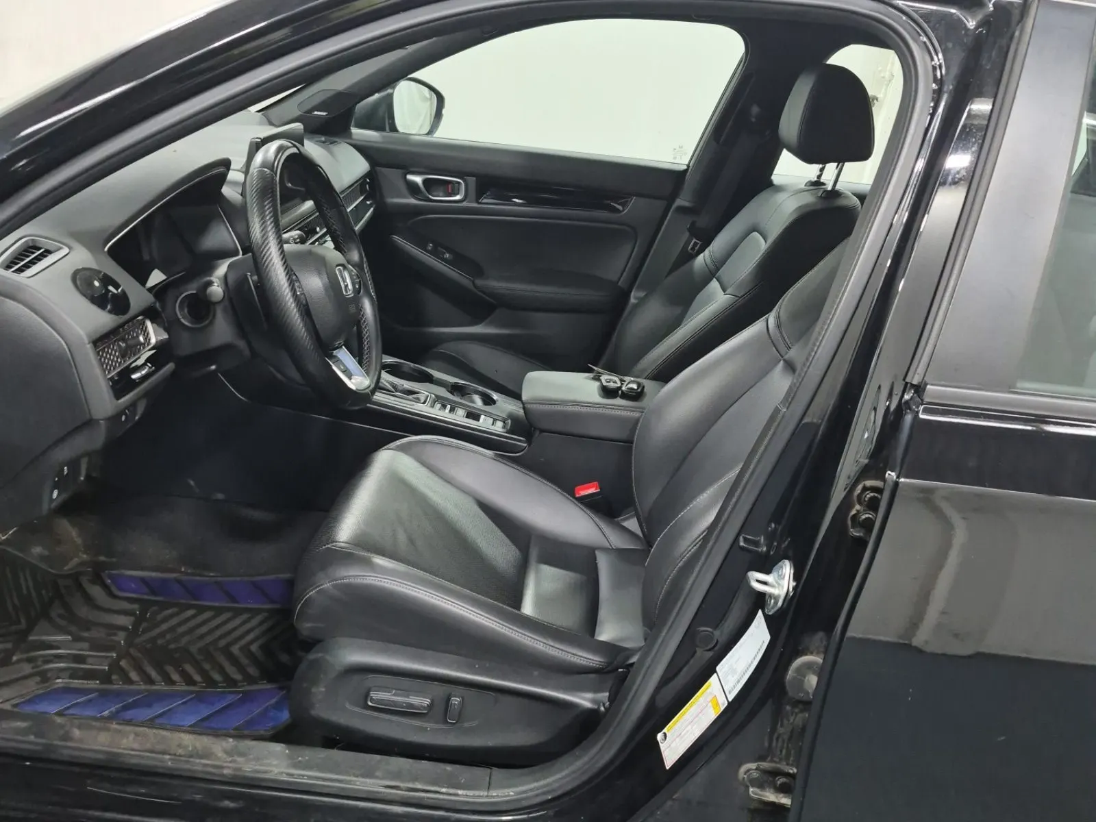 Front Interior Photo