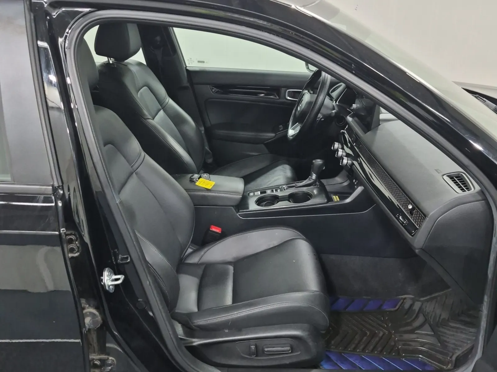 Right Side Interior Photo
