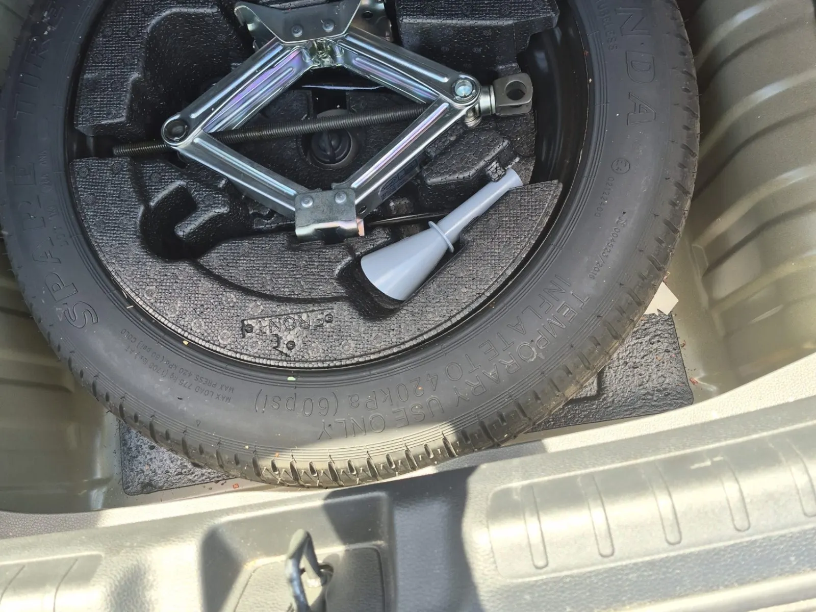 Spare Tire & Wheel Photo