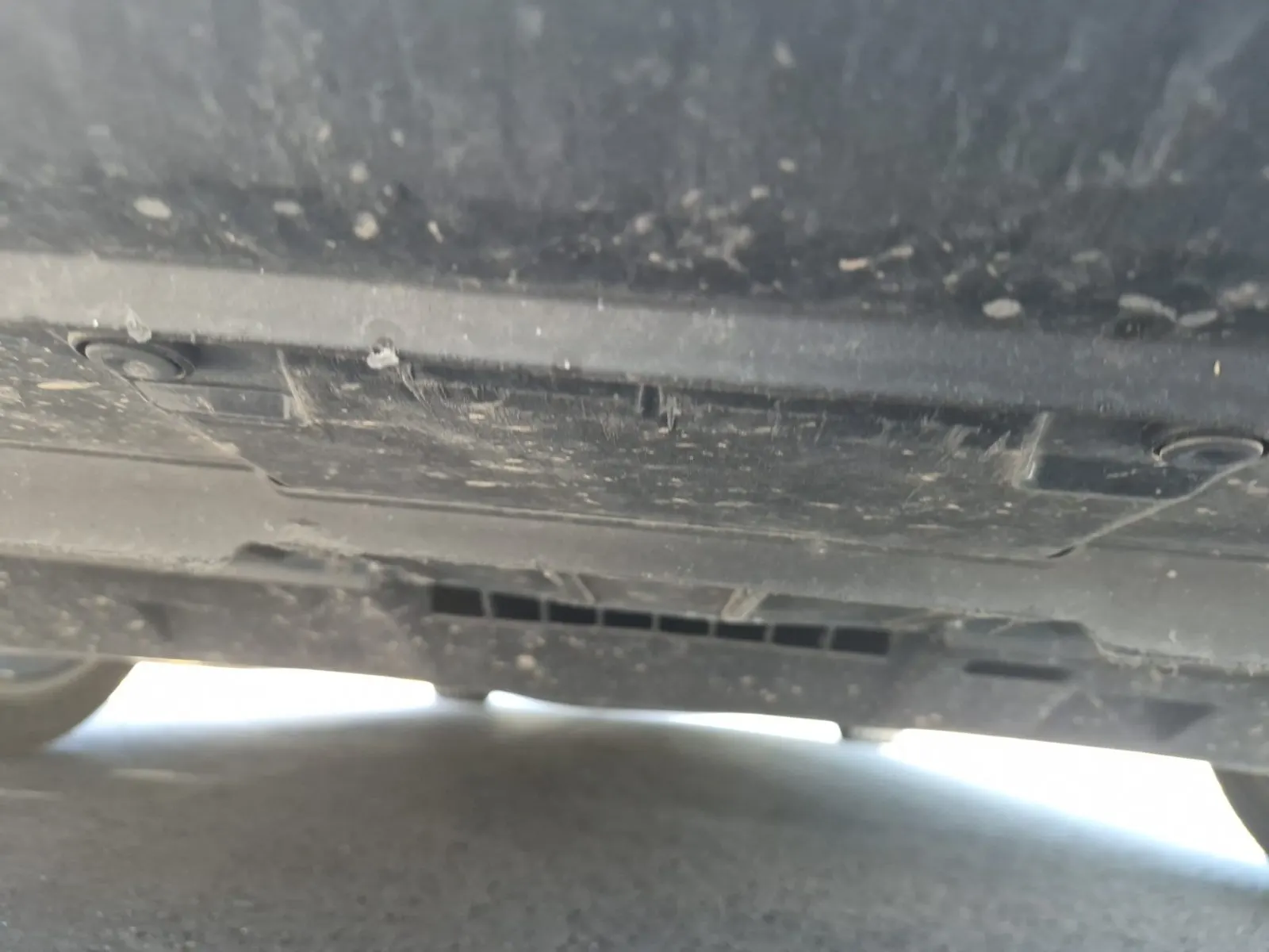 Undercarriage - Front Photo