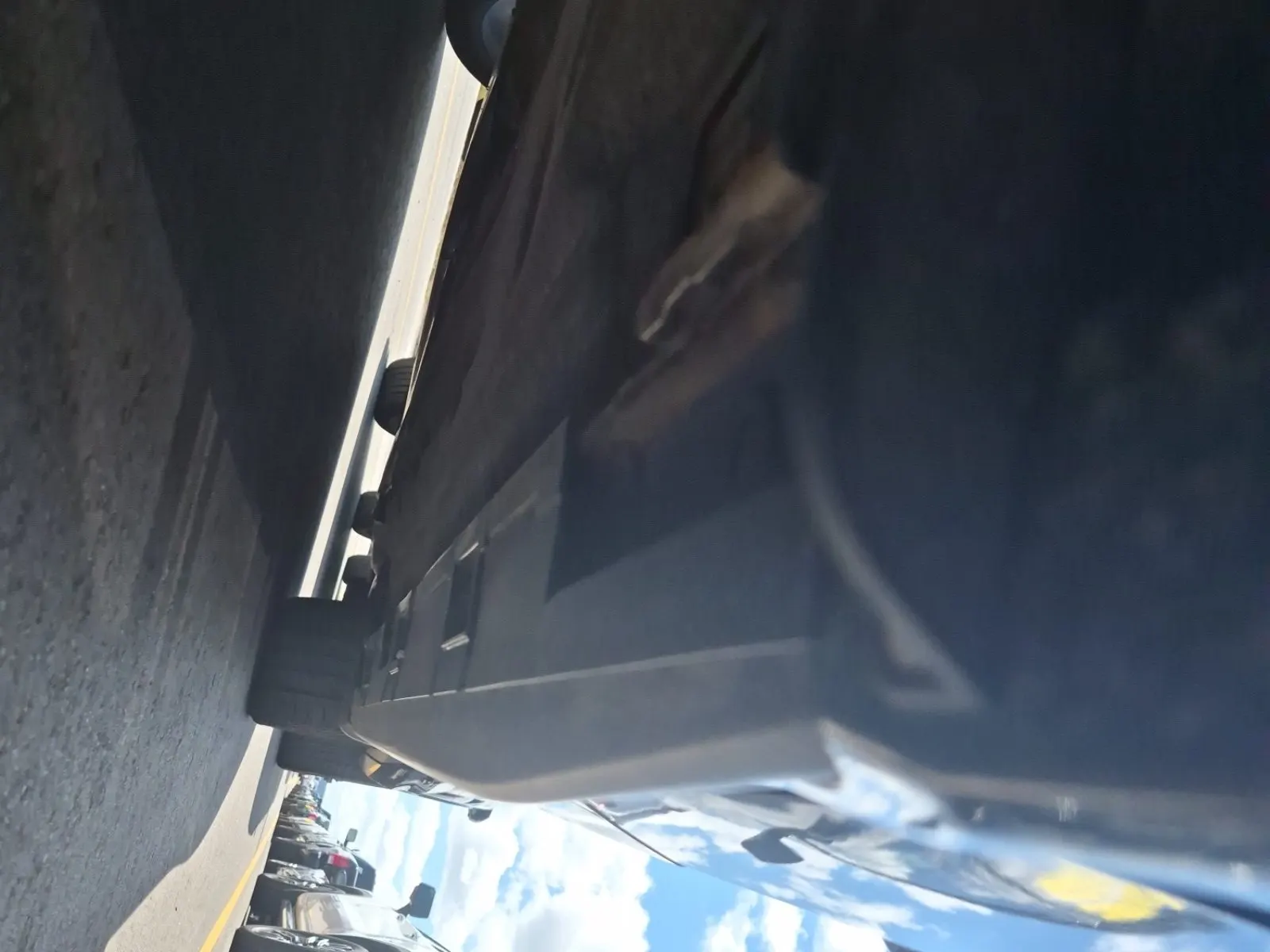 Undercarriage - Passenger Photo