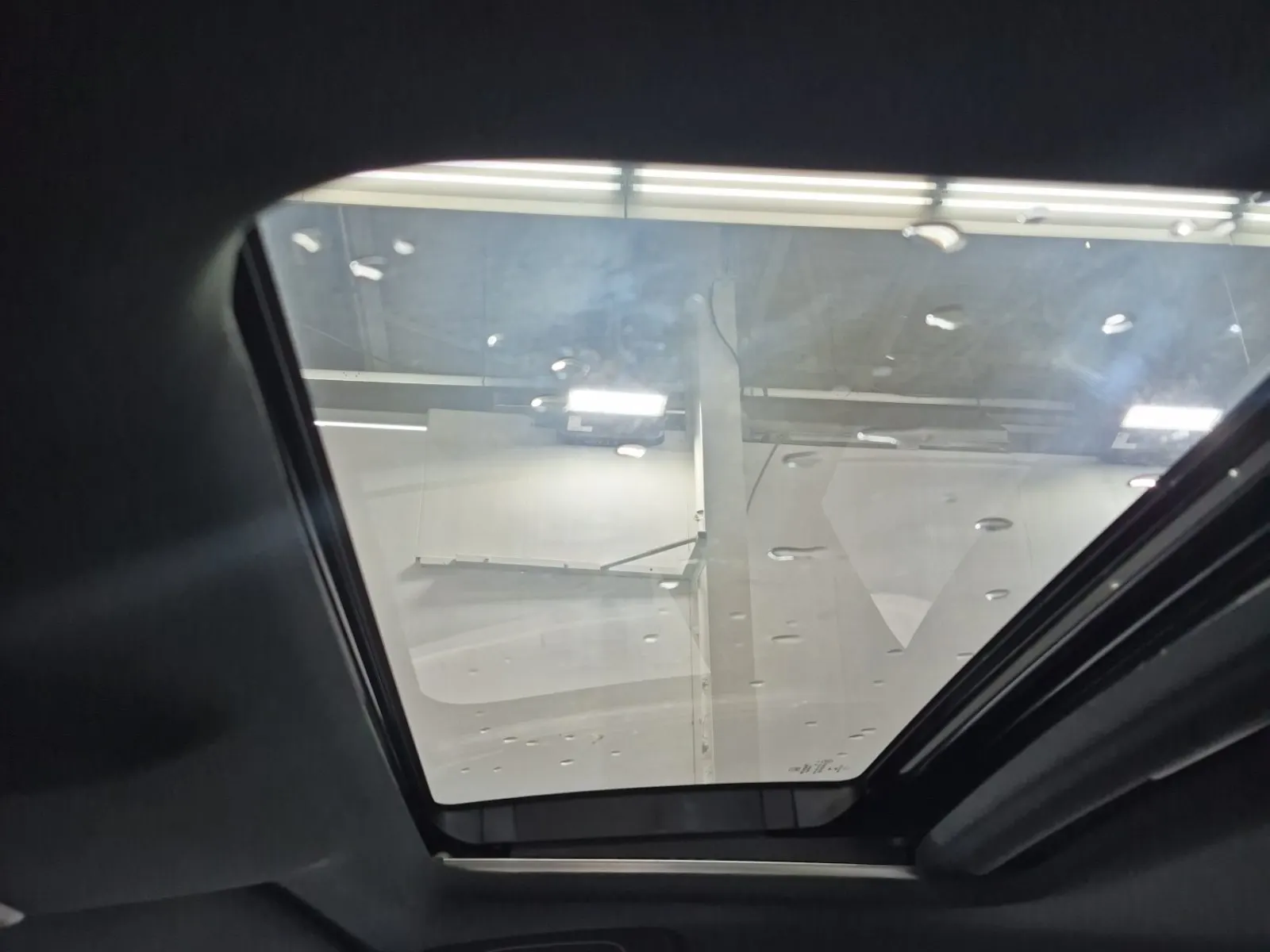 Interior Roof Photo