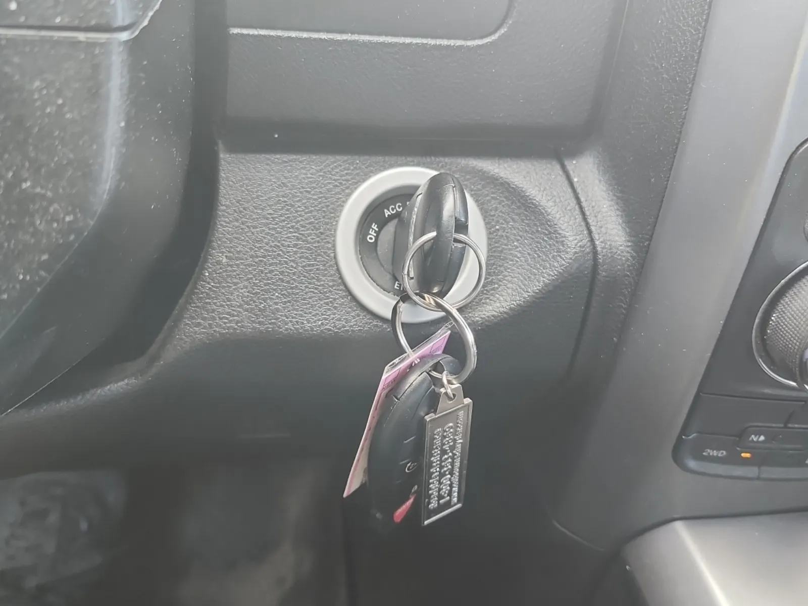 Keys/Fobs/Manual Photo
