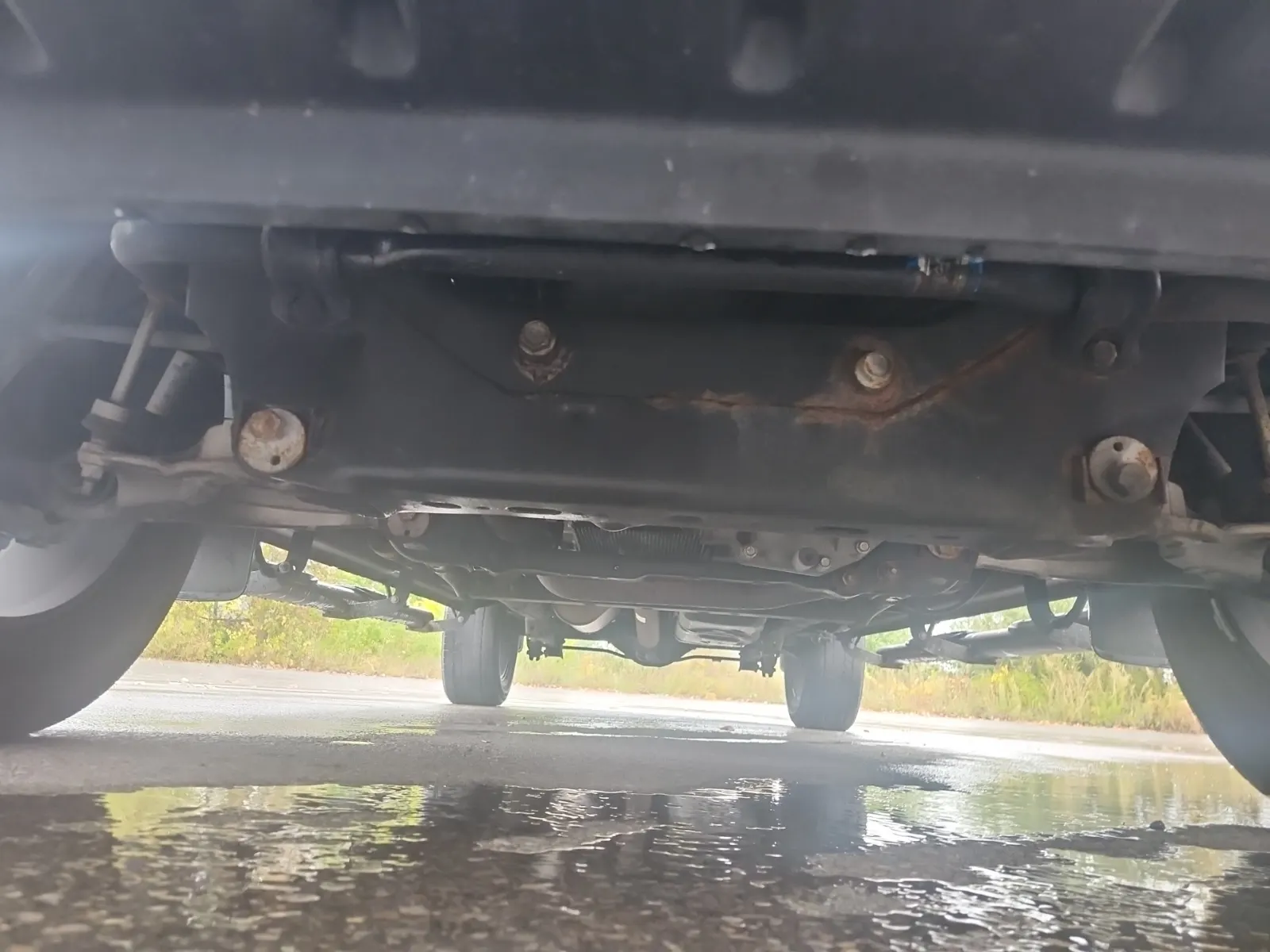 Undercarriage - Front Photo