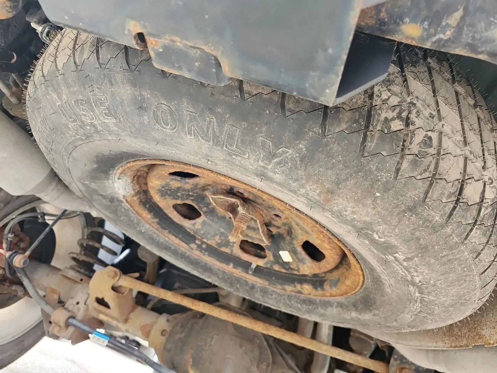 Spare Tire & Wheel Photo