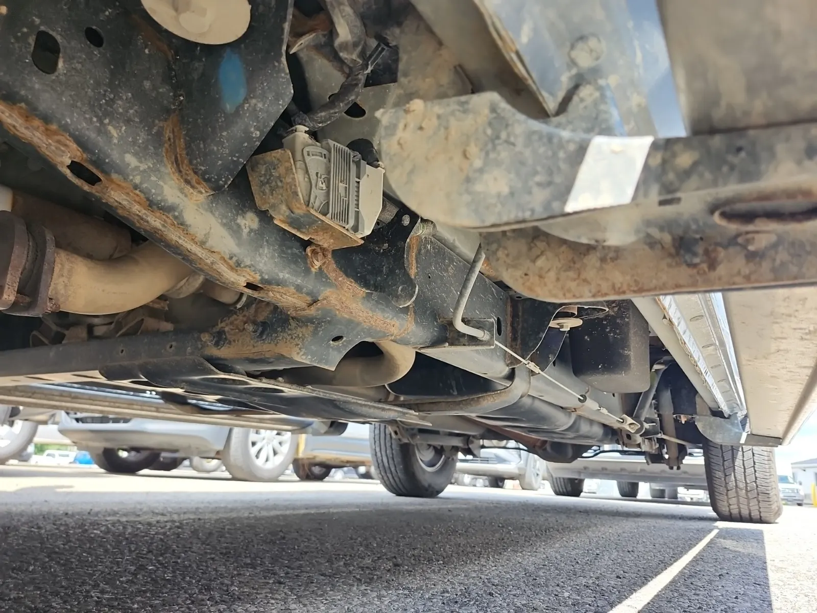 Undercarriage - Driver Photo