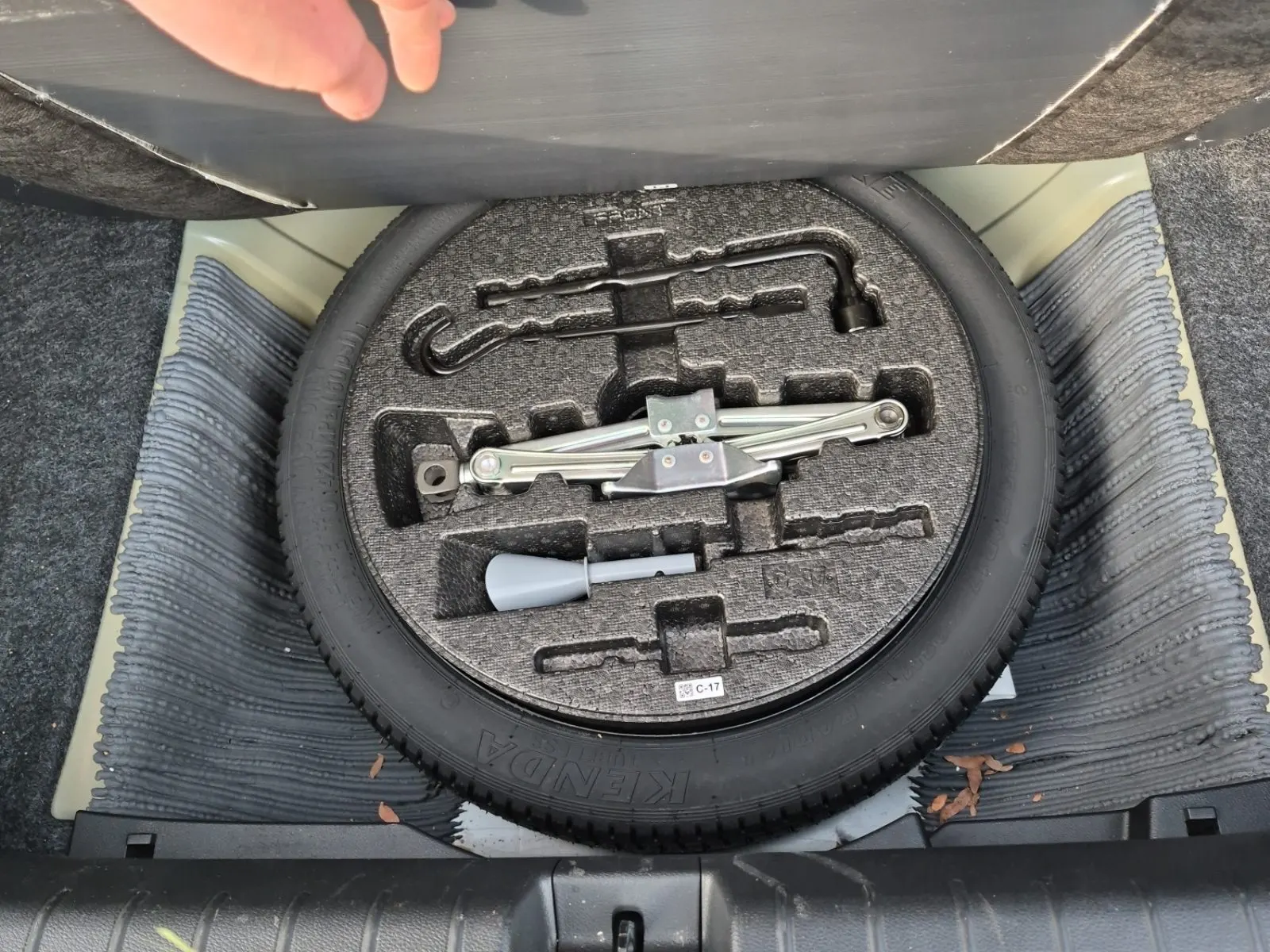 Spare Tire & Wheel Photo