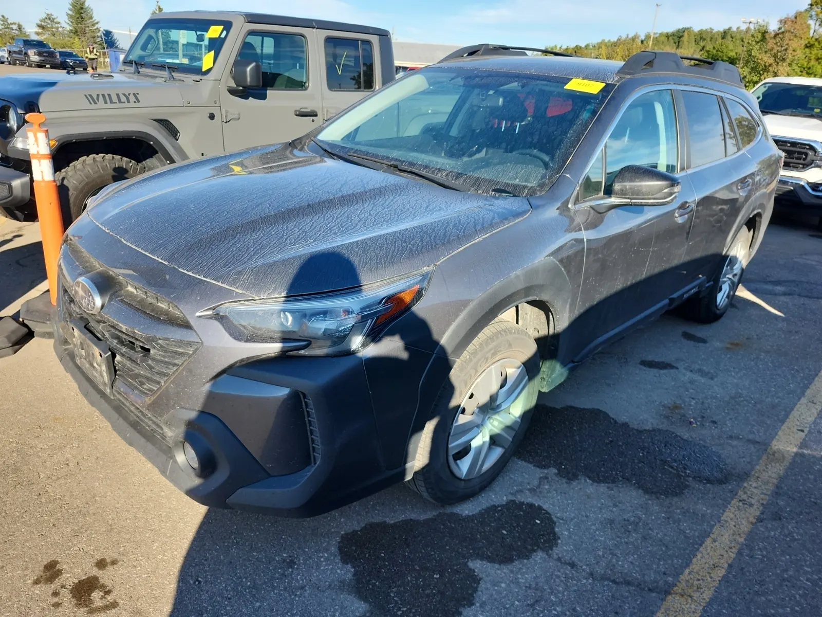 Front driver 3/4 photo