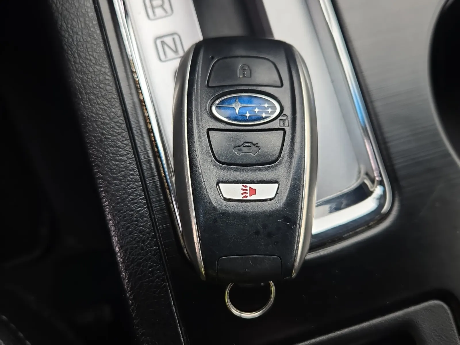 Keys/Fobs/Manual Photo