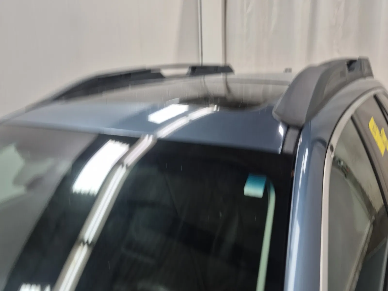 Exterior Roof Photo