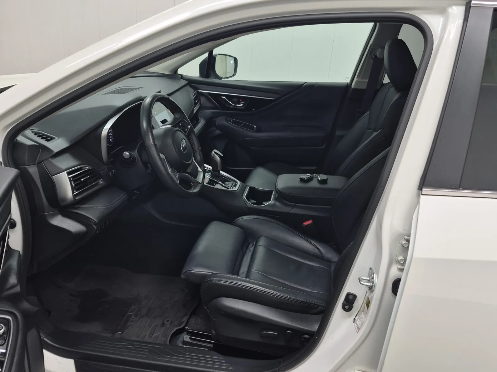 Front Interior Photo