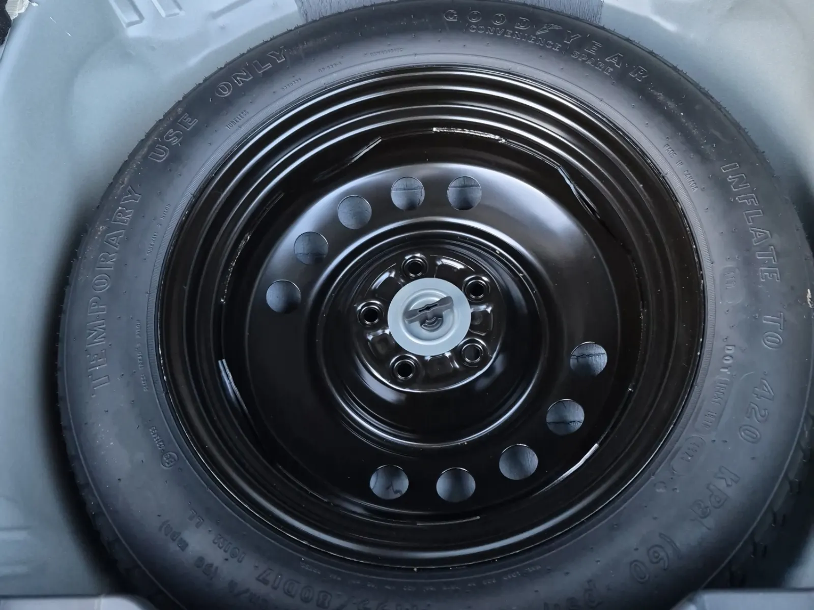 Spare Tire & Wheel Photo