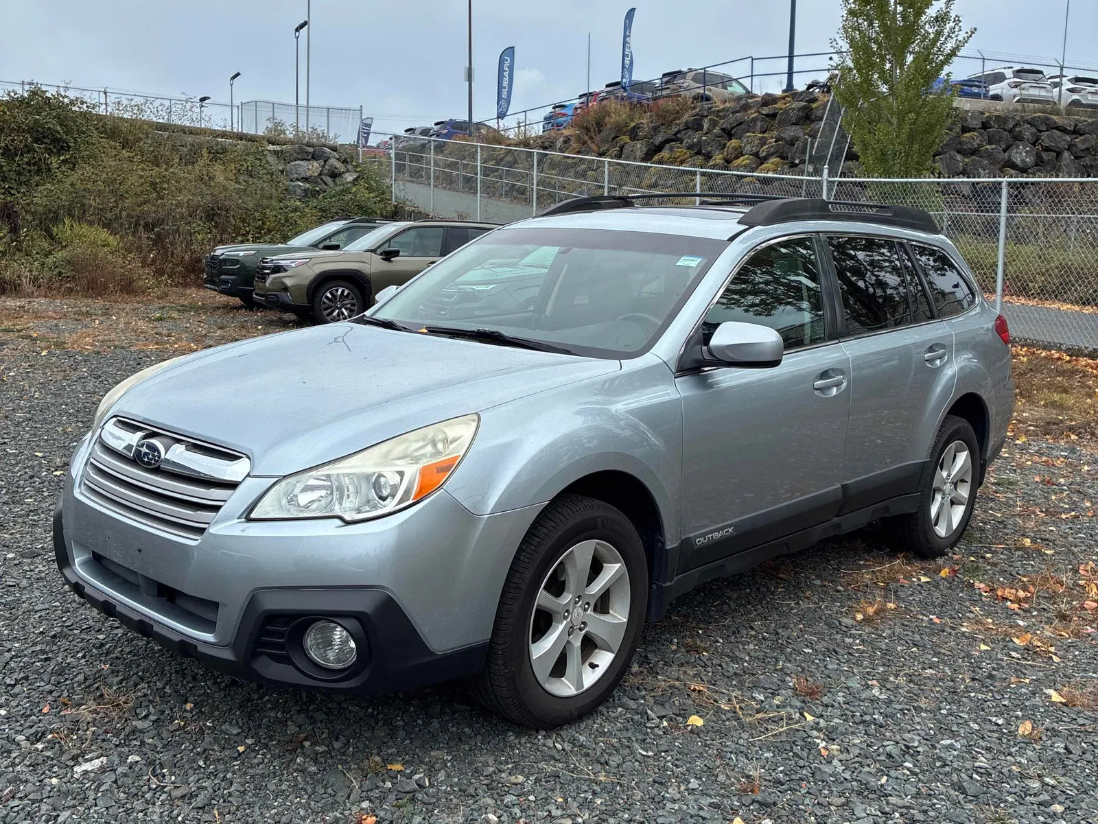 3/4 Front (Main image)