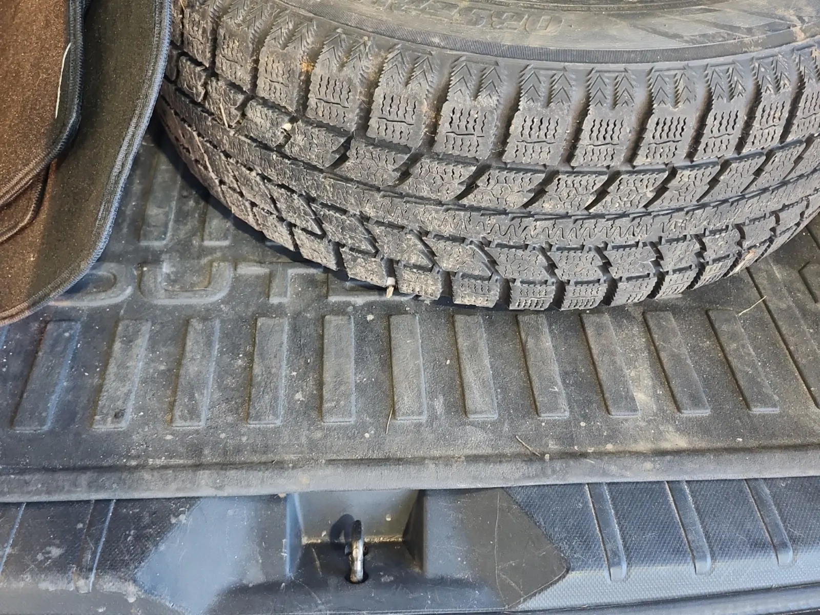 Spare Tire & Wheel Photo