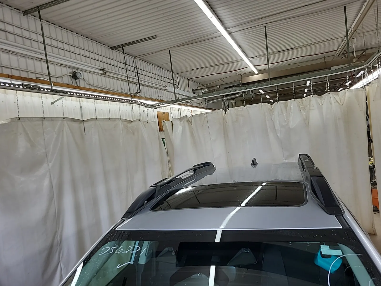 Exterior Roof Photo