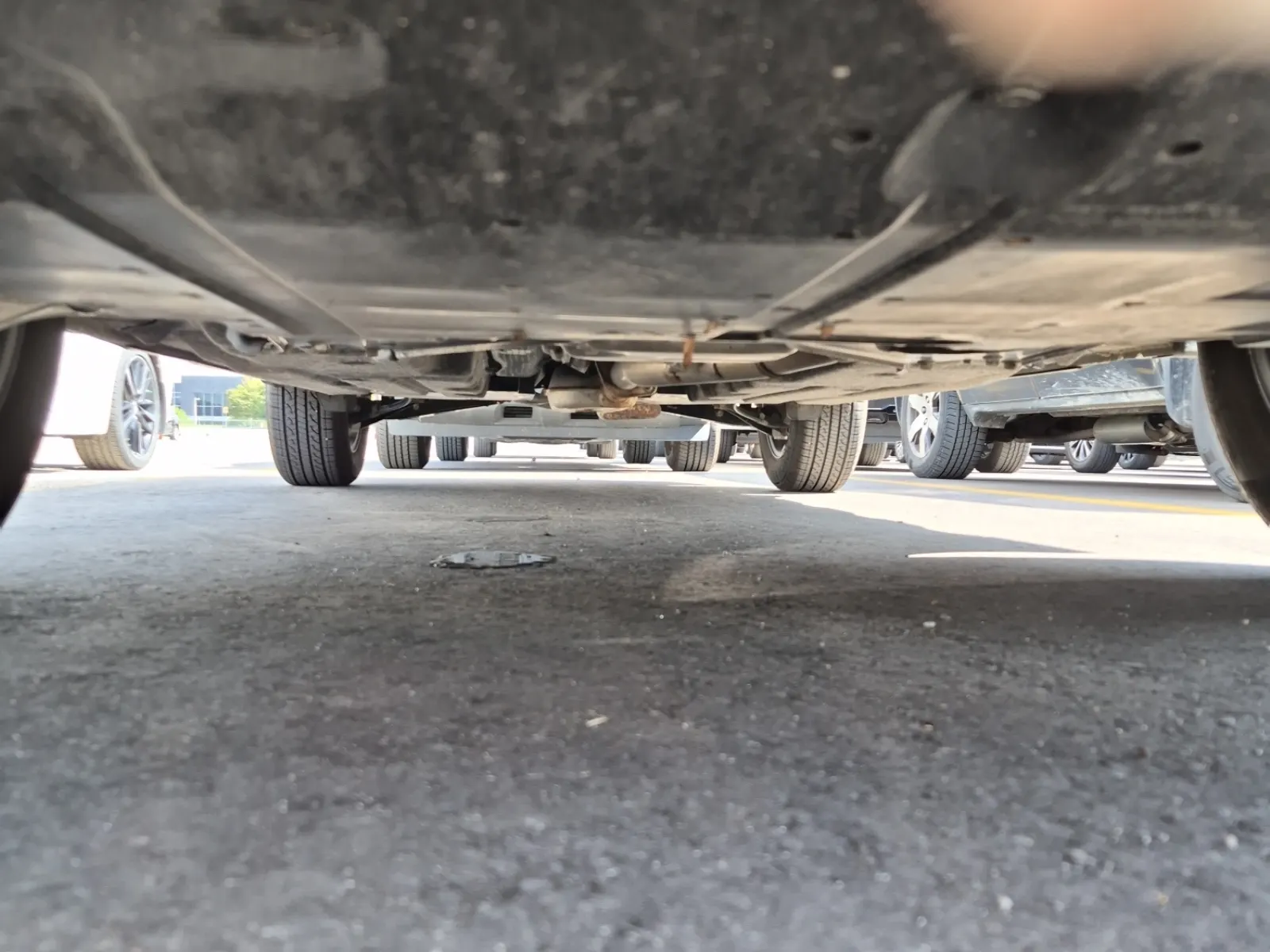 Undercarriage - Front Photo