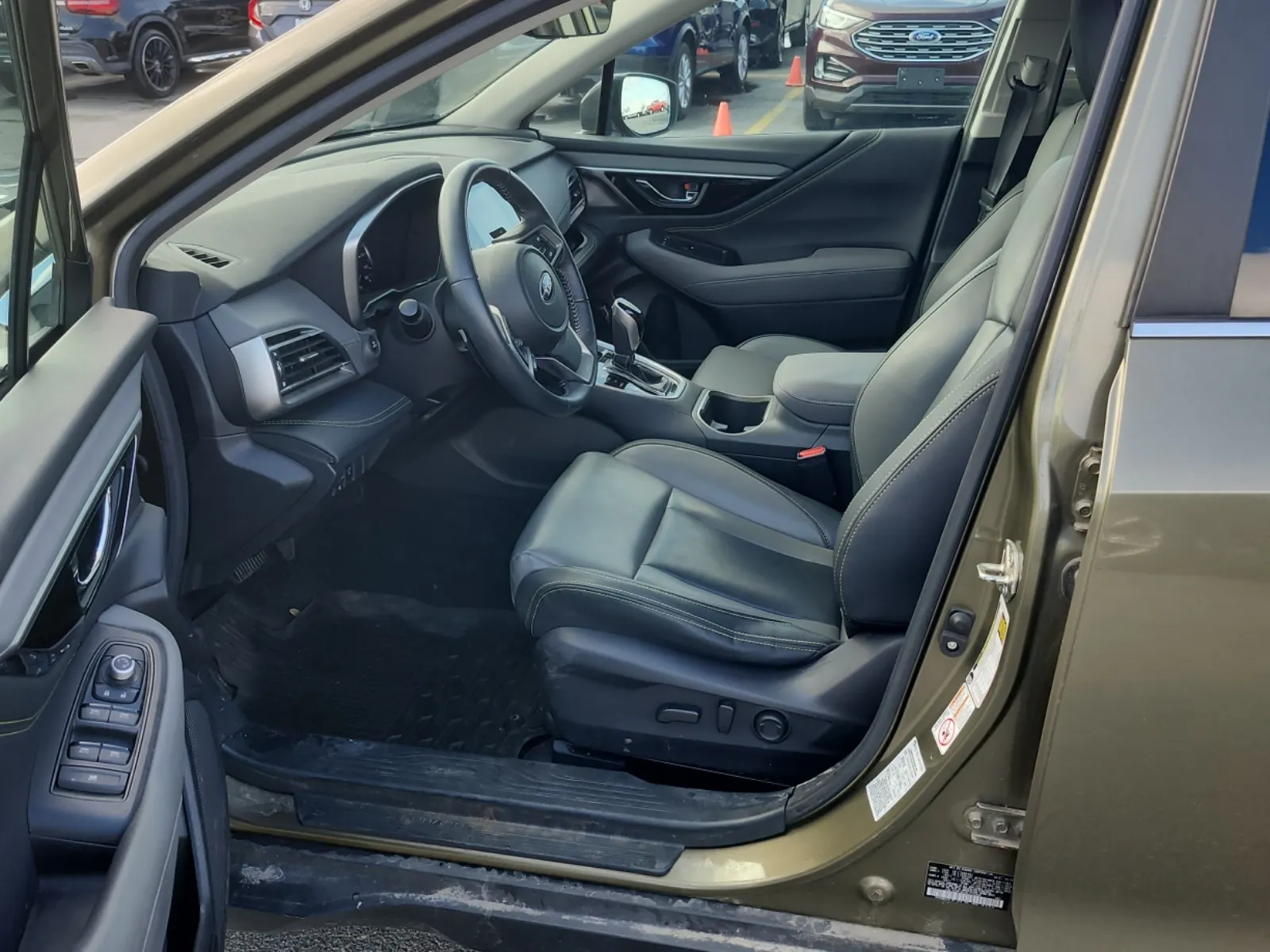 Front Interior Photo