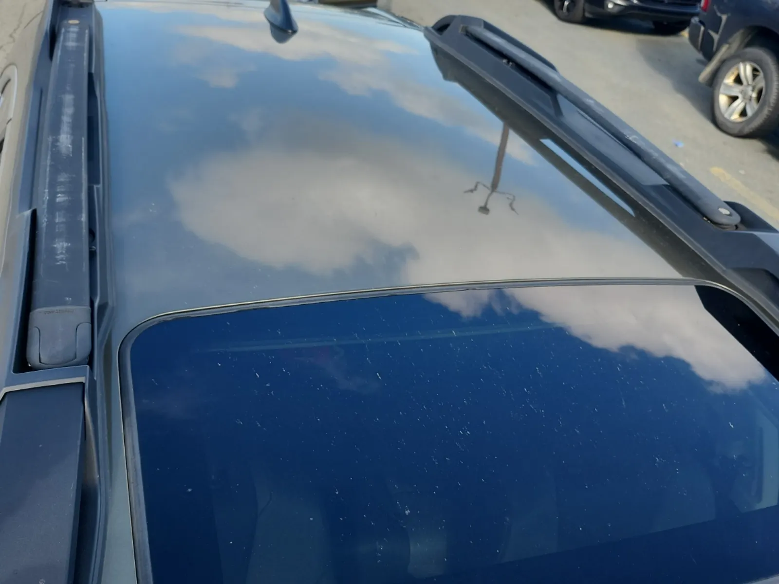 Exterior Roof Photo