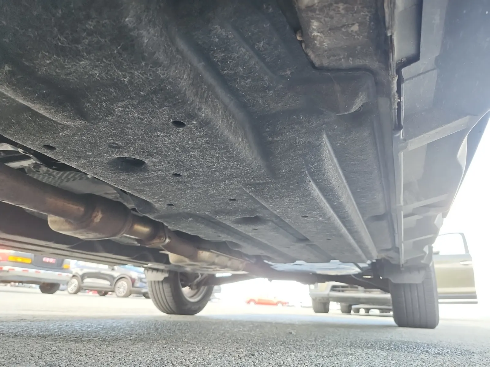 Undercarriage - Driver Photo