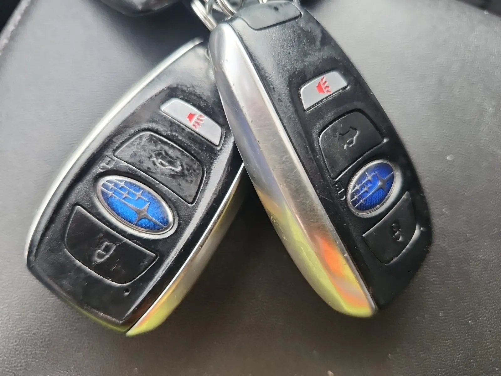 Keys/Fobs/Manual Photo