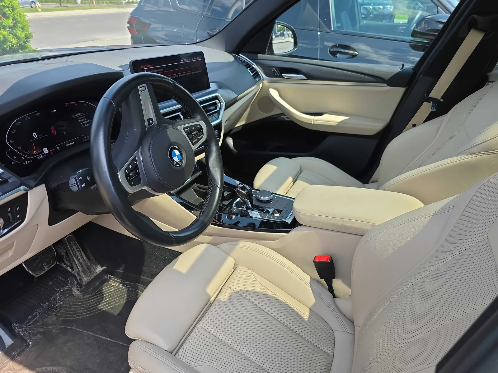 Interior driver side