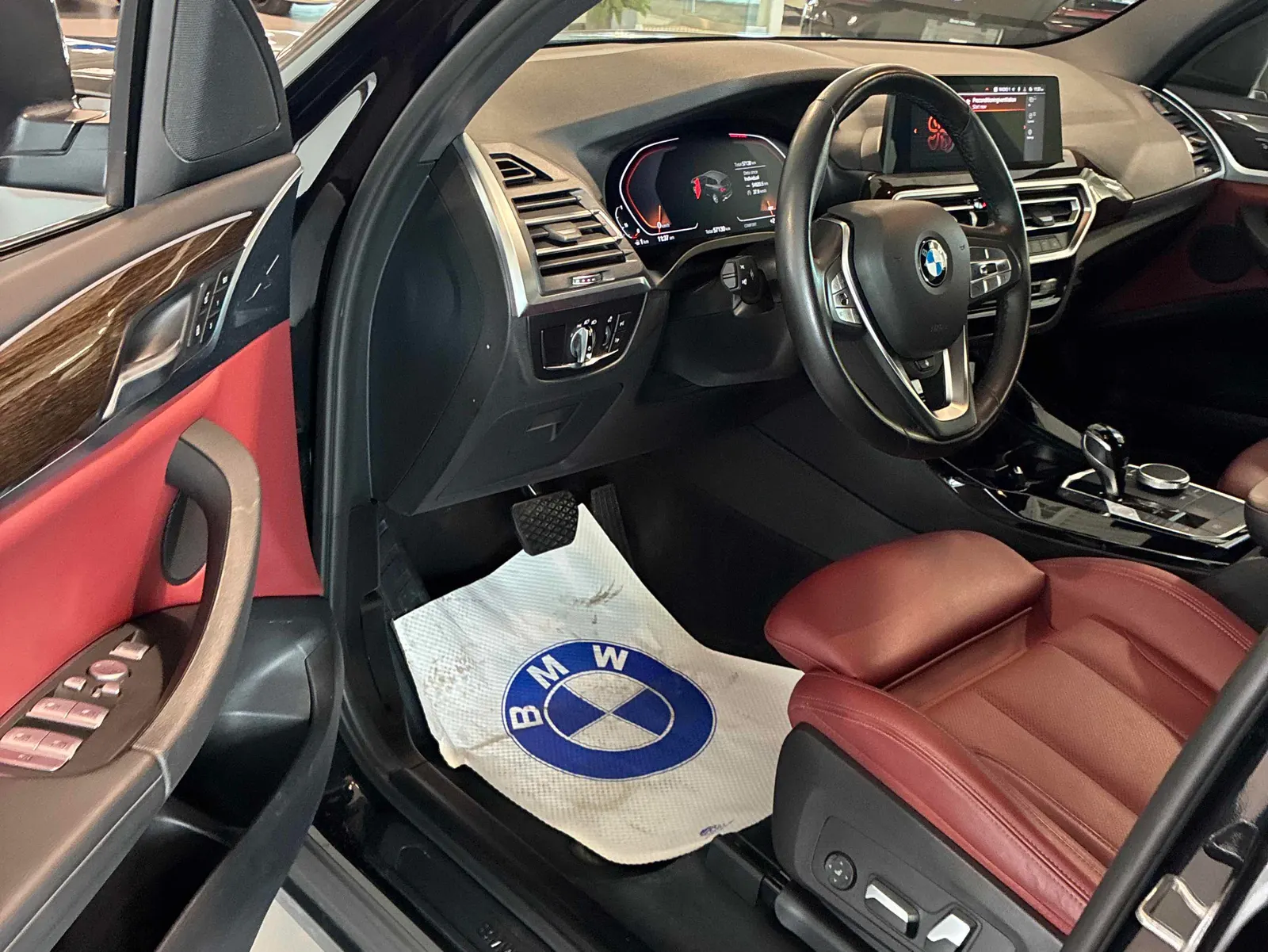 Interior driver side