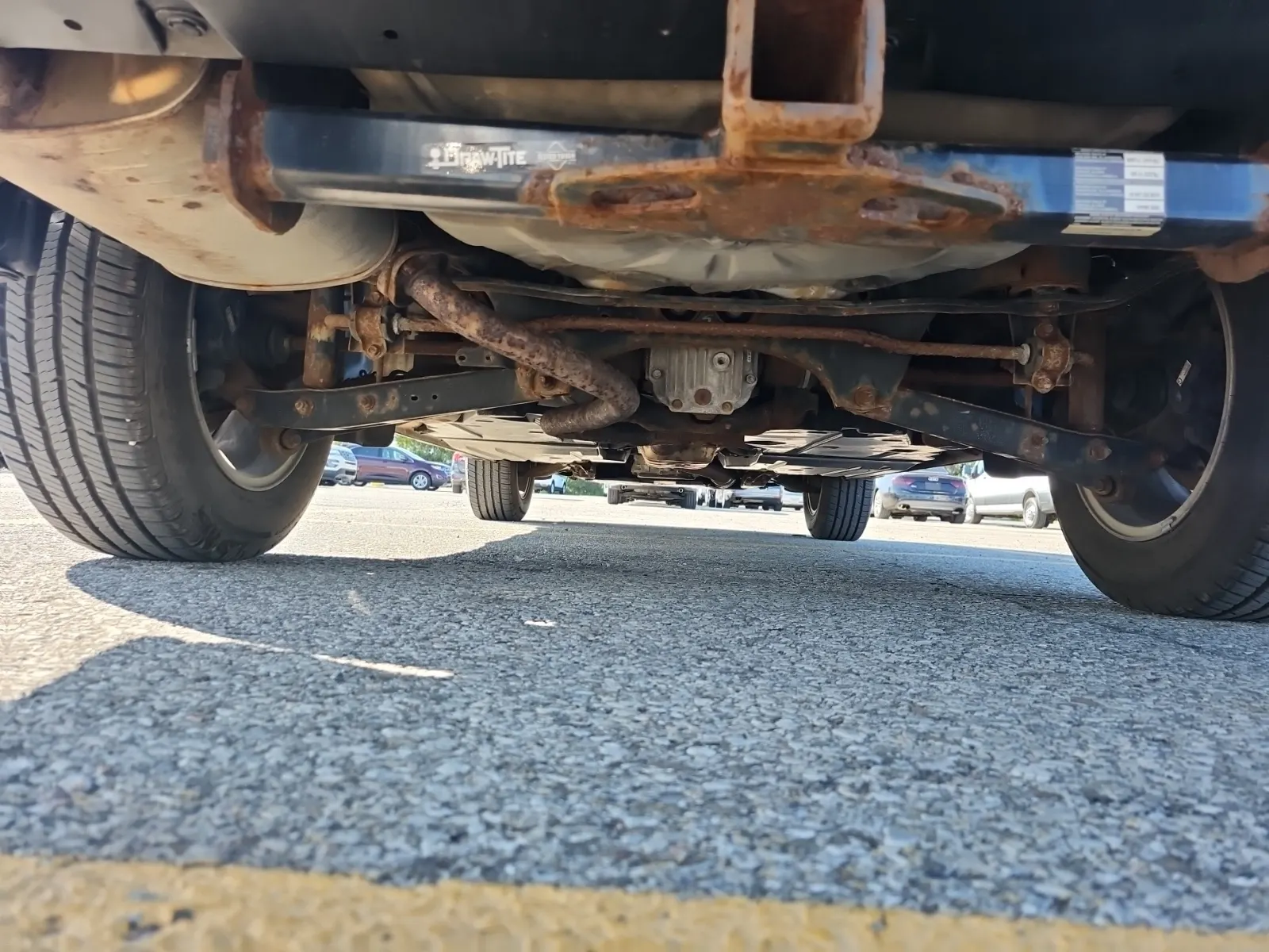 Undercarriage - Rear Photo