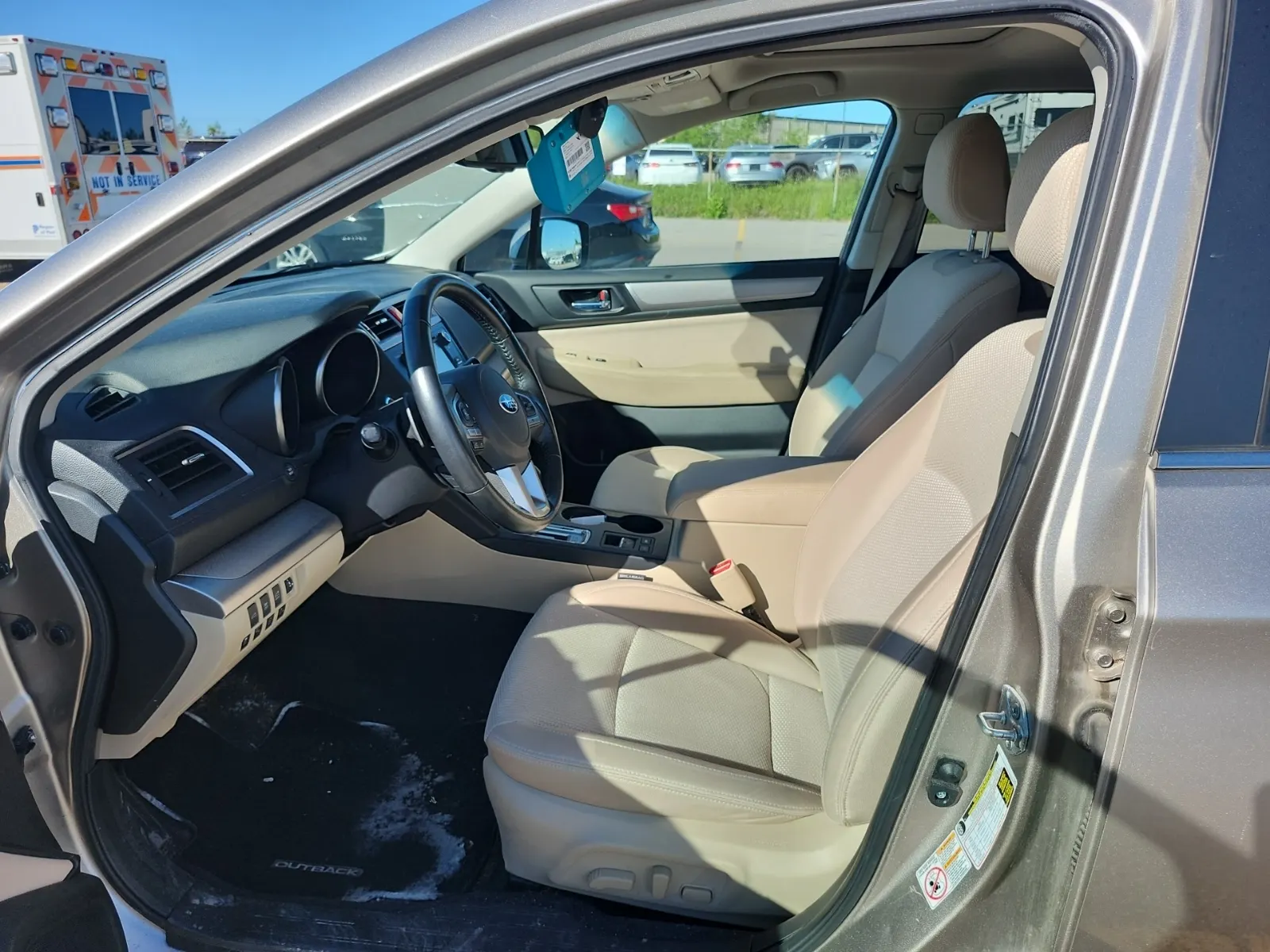 Front Interior Photo