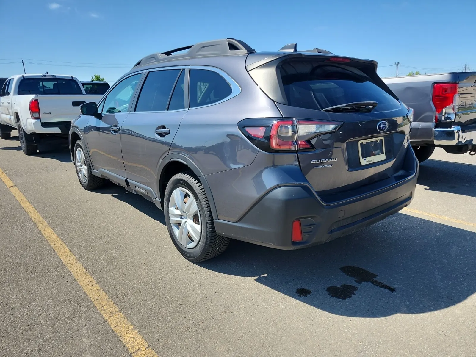 Driver Rear 3/4 Photo