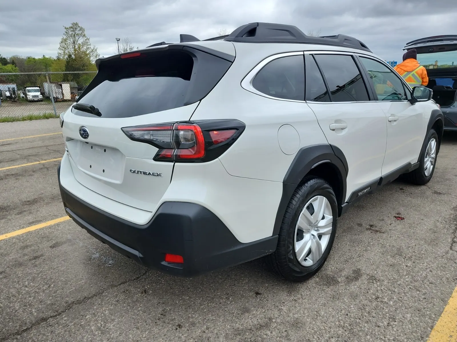 Passenger Rear 3/4 Photo