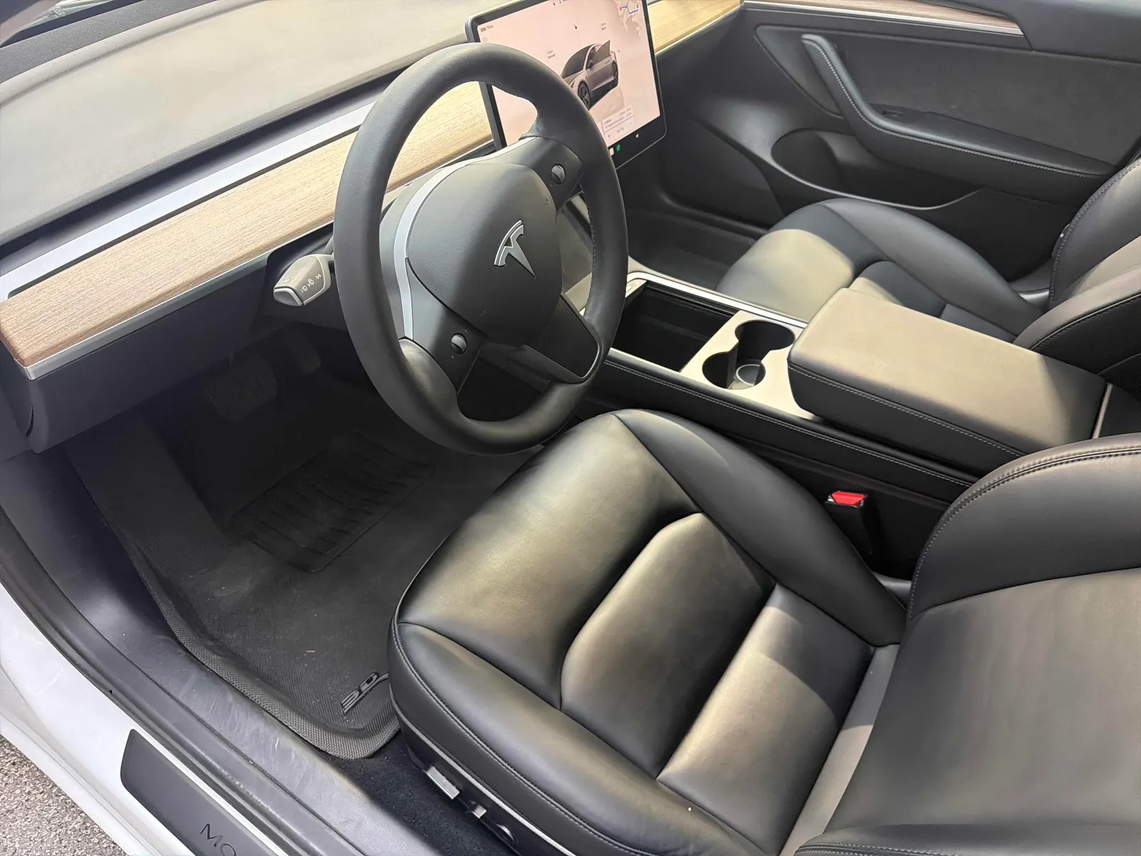 Interior driver side