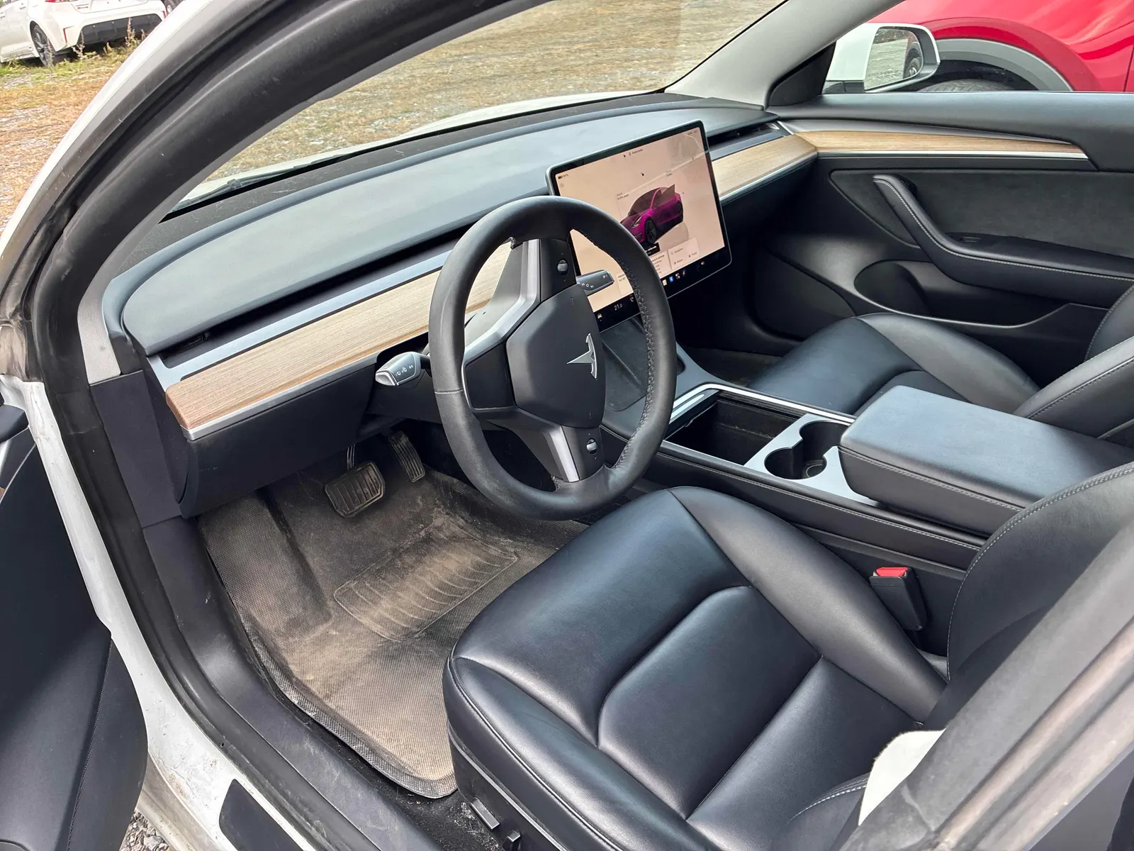 Interior driver side