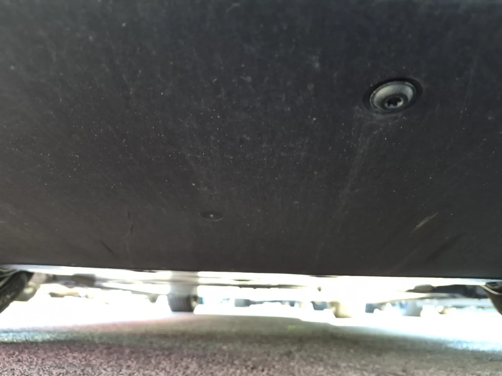 Undercarriage - Front Photo